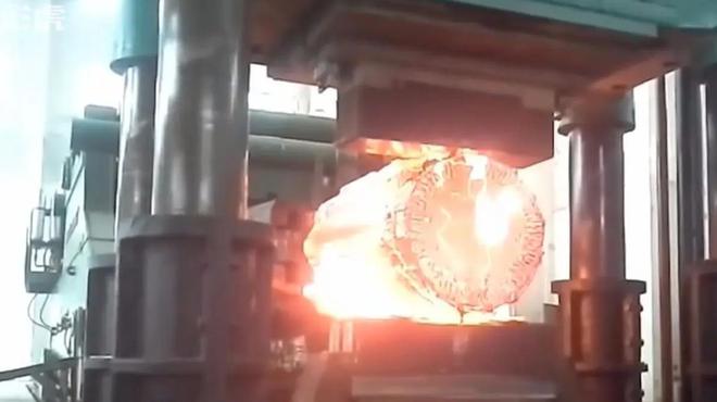 花费6年时间中国成功自主研制8万吨重器比美国还先进(图3)