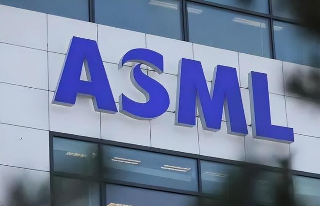ASML官方确认：7nm及以上先进光刻机对中国全部停售！(图2)