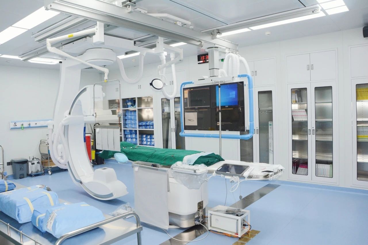 新设备“Azurion 7M20”入驻河北梅奥心血管病医院 助力华医心诚专家团队共护健康(图1)
