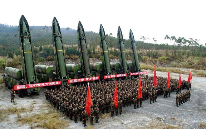 美媒评选出中国三大先进武器福建舰位居榜首东风系列导弹第二(图4)