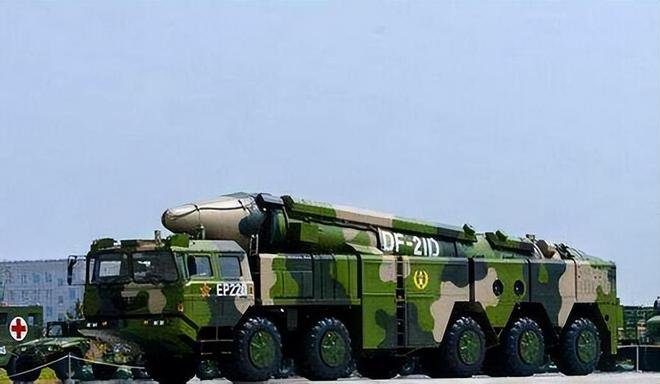 美国为什么不敢随便惹恼中国？中国实现弯道超车掌握先进武器(图3)