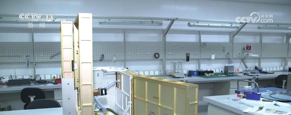 在宇宙极端环境中开展实验 中国空间站首批舱外暴露实验材料样品成功取回(图8) 在宇宙极端环境中开展实验 中国空间站首批舱外暴露实验材料样品成功取回(图8)
