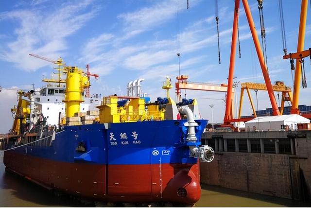 挖泥船算被中国玩明白了！因为太过先进这回轮到别人求我们了？(图1)