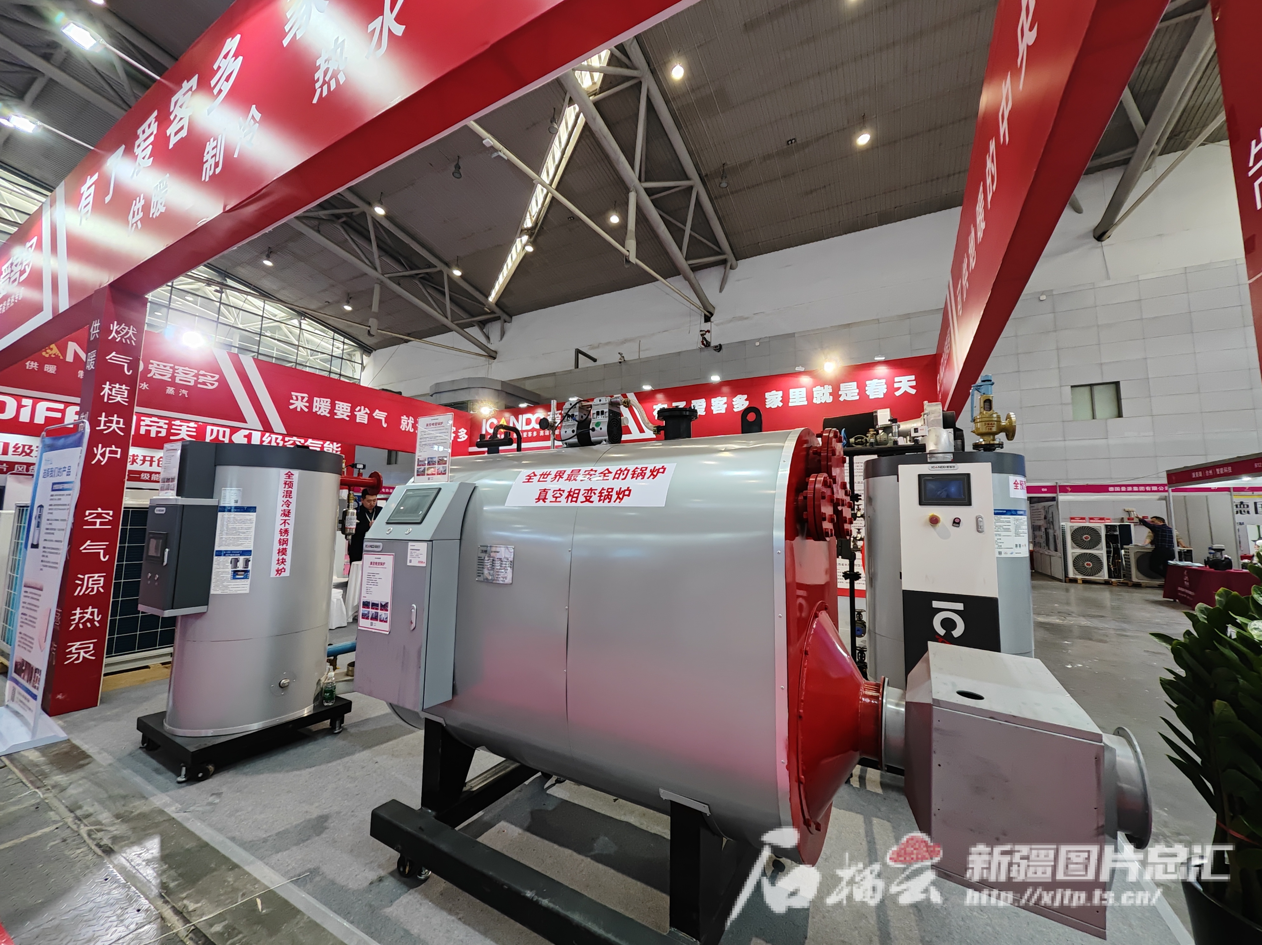 2024新疆暖通展览会开幕 国际专业买家团队首次到场 空气能设备“唱主角”(图2)