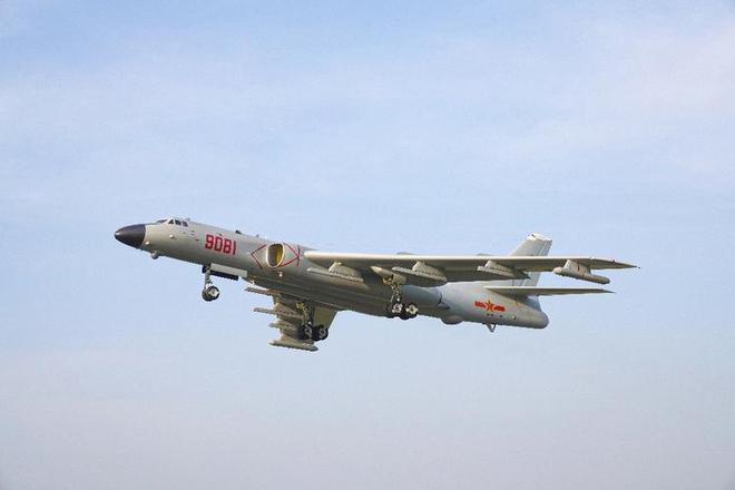 中国顶尖武器价格亮相第一名500亿人民币堪比中小型国家的GDP(图1)