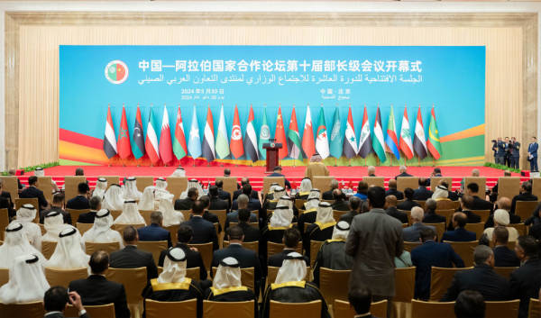 中国的中东外交不是“填补真空”这是和美国最大的区别-丁隆(图1)